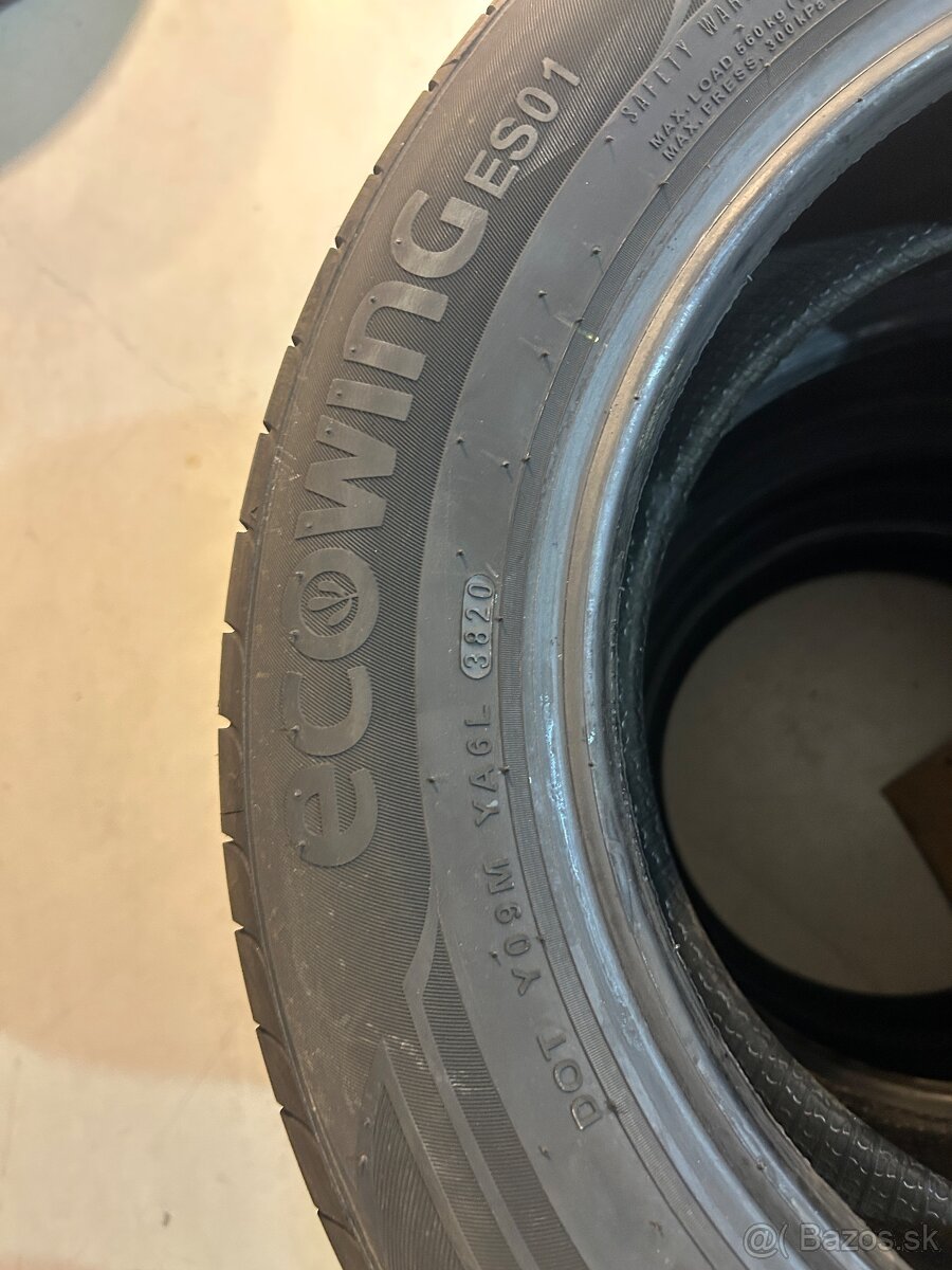Predám zanovne letné pneumatiky Kumho 185/55 R15 , dezén 8-9 - 2