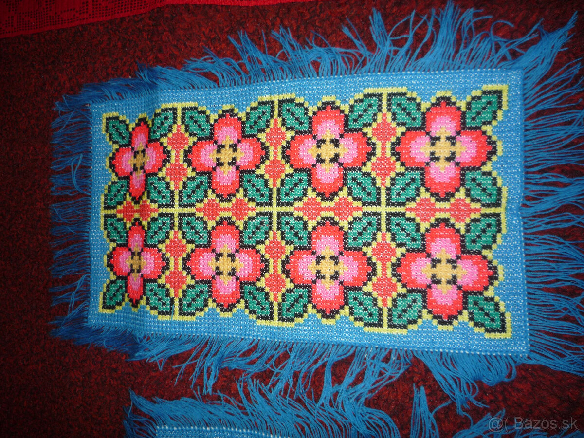 Farebné dečky - vankúše - 2