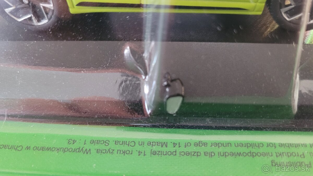 Skoda enyaq /poskodene/ - 2