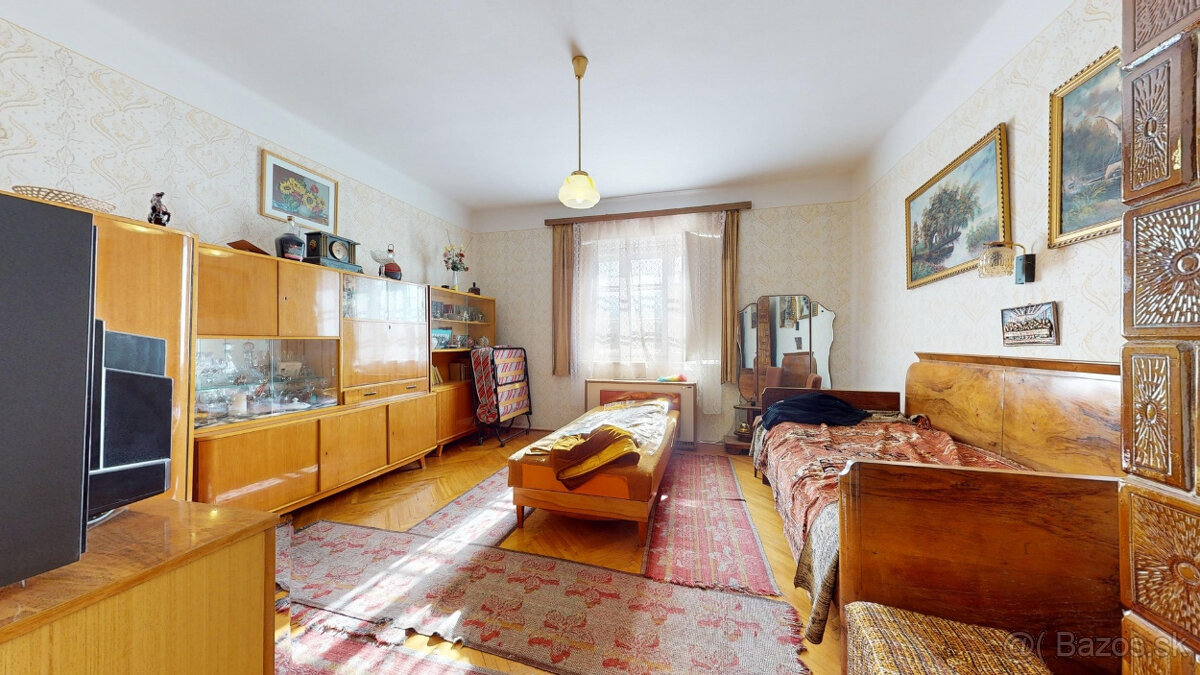 RODINNÝ DOM V NAJKRAJŠEJ ČASTI MESTA GÖNC, MAĎARSKO - 2