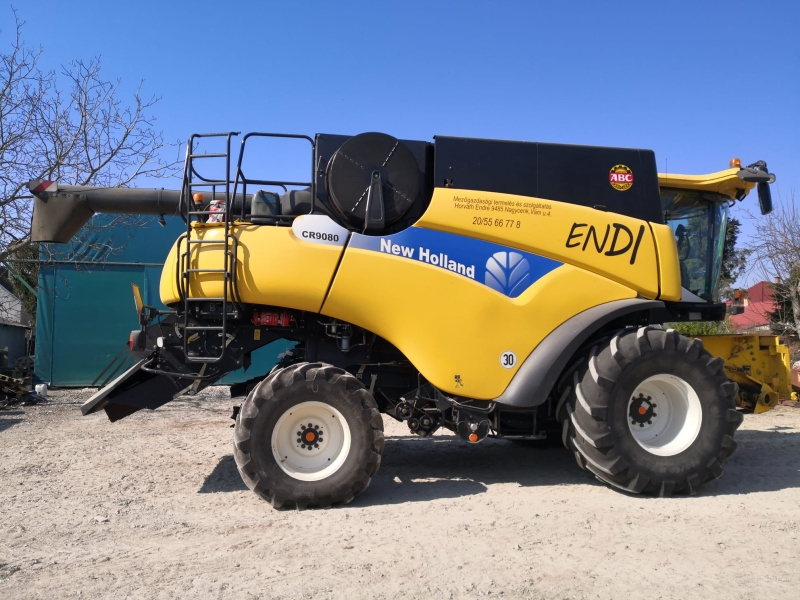 Kombajn New Holland CR 9080 - 2