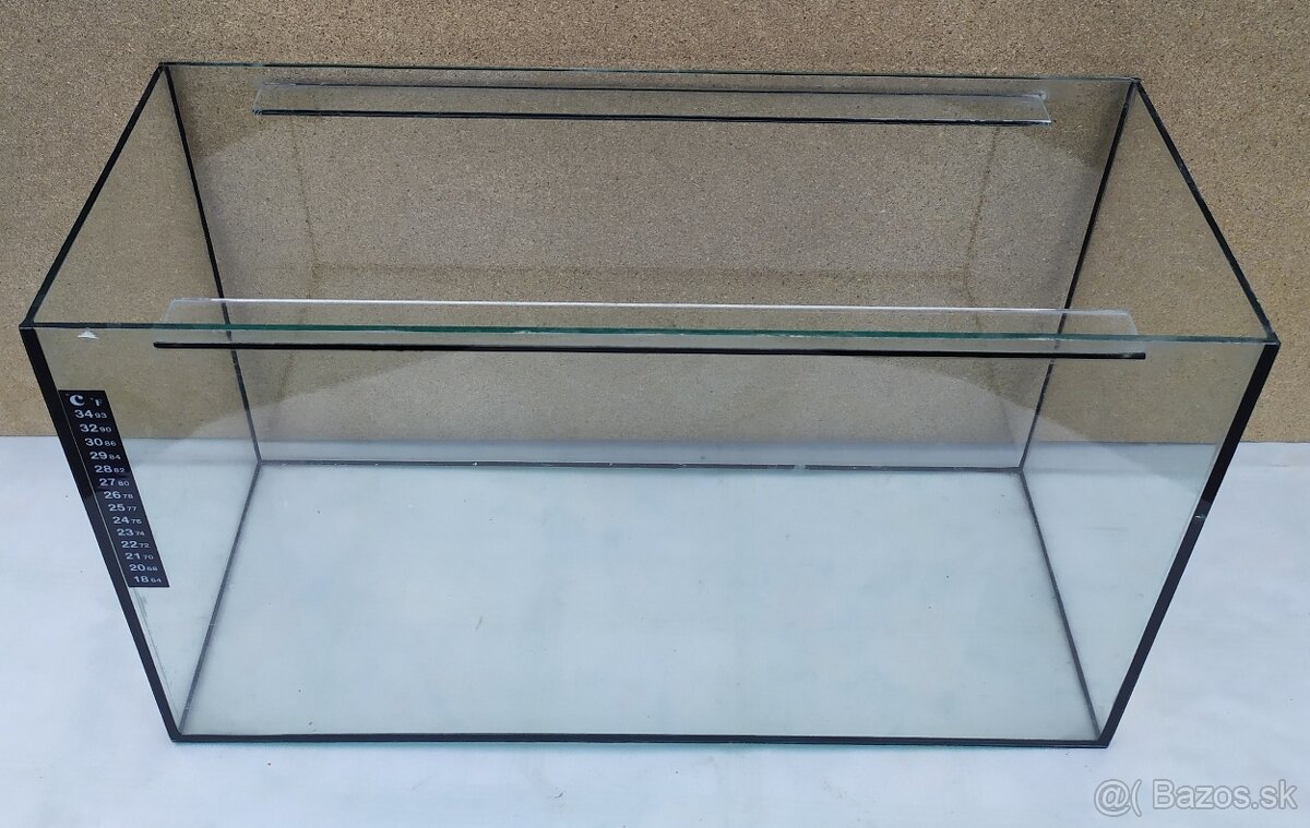 Sklenené akvária. - 2