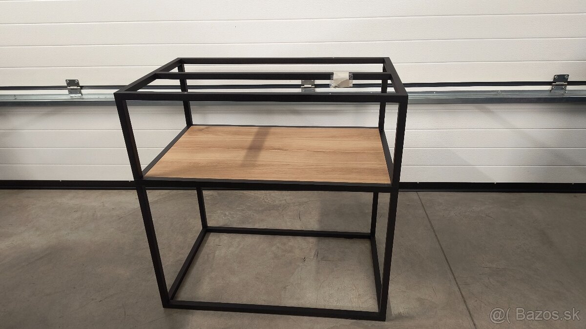 Prebaľovaci pult - 2