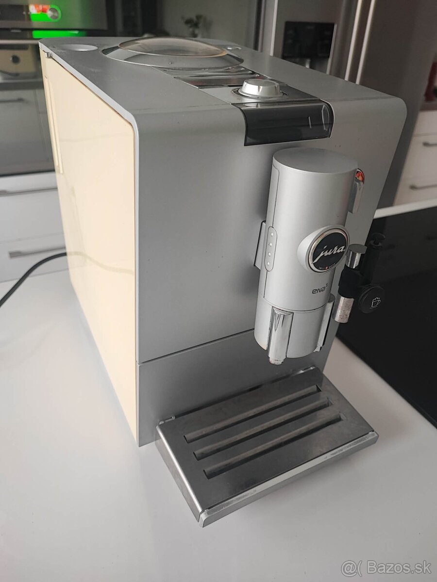 Automatický kávovar Jura Ena5 - 2