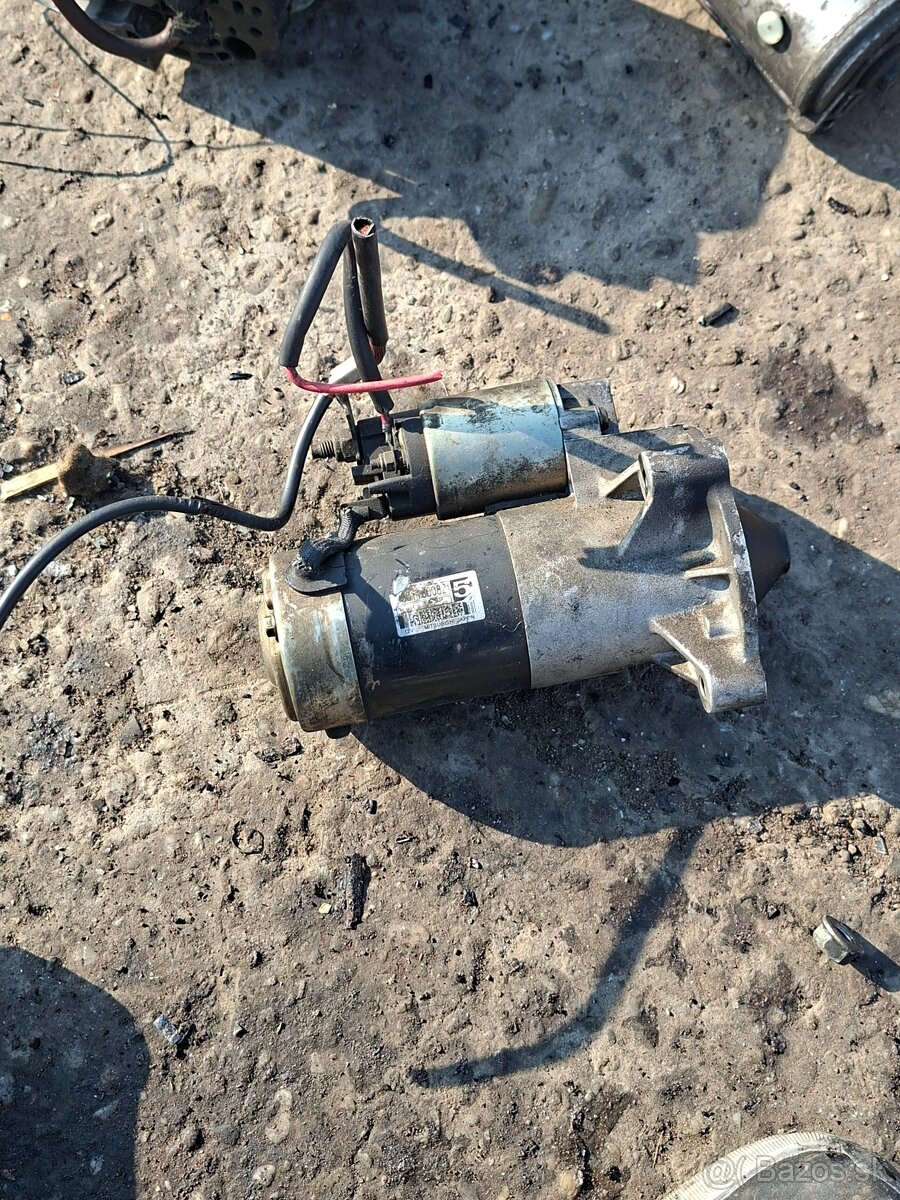 Predám štartér - 2