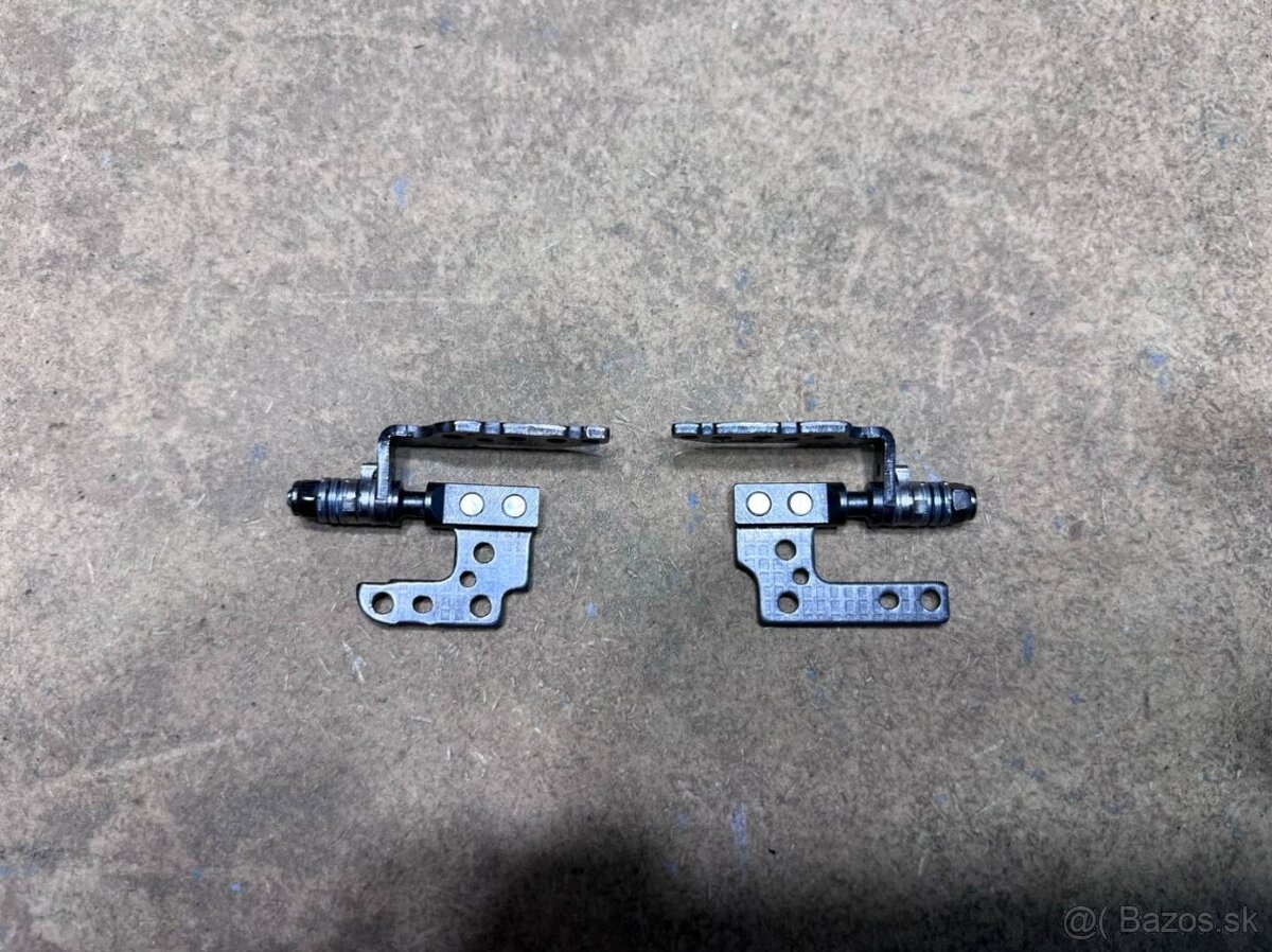 Predám použité pánty na notebook Dell 5520 - 2