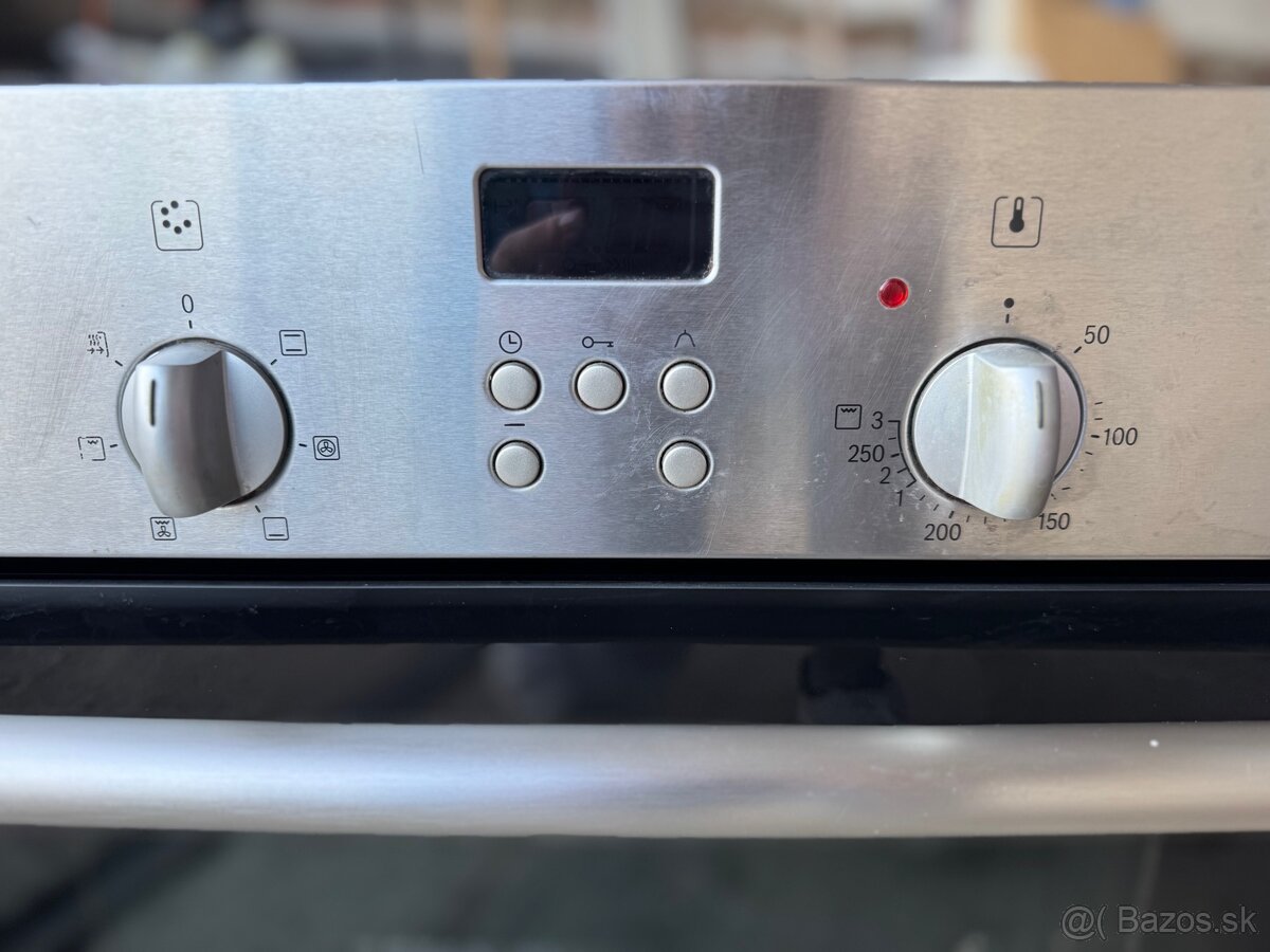 BOSCH vstavaná elektrická rúra - 2