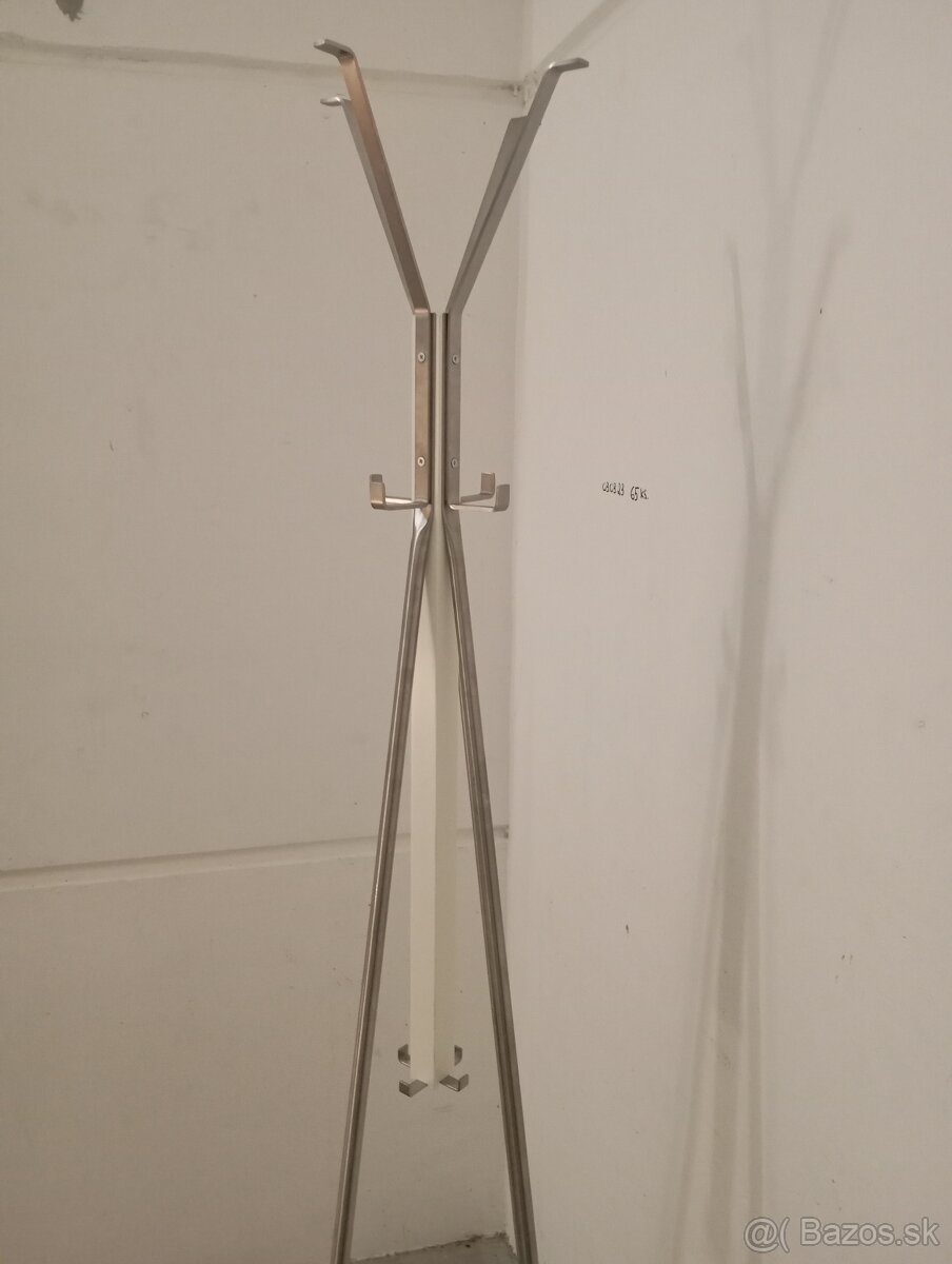 Kovový stojanový vešiak 193 cm - 2