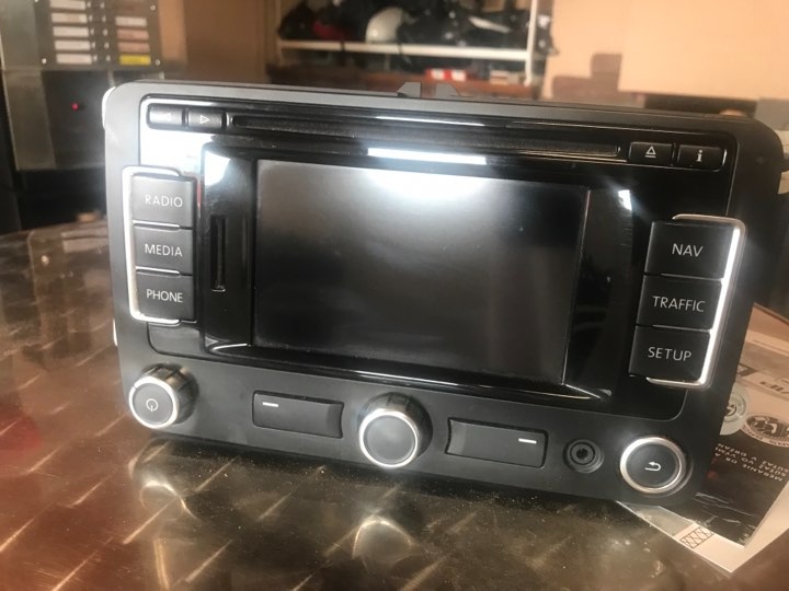 Autorádio s navigáciou 3C0035279 - 2