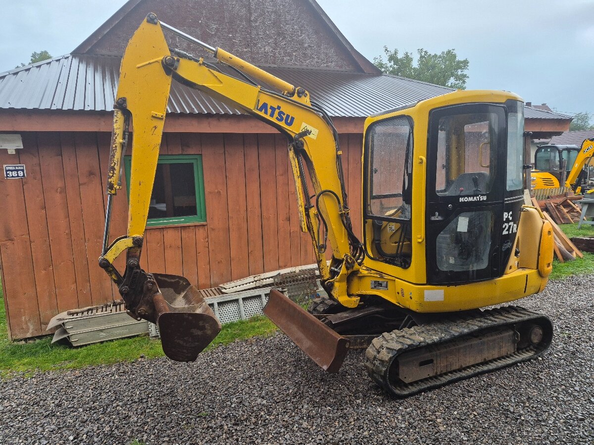 Minibager Komatsu pc 27 - 2