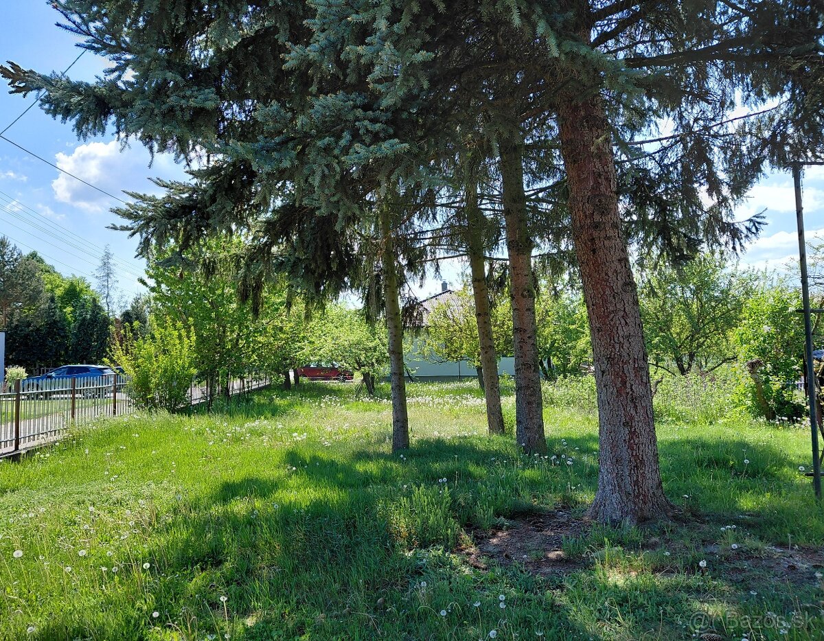 Pozemok na výstavbu RD, 576 m2, Dvorec, okr. Bánovce nad Beb - 2
