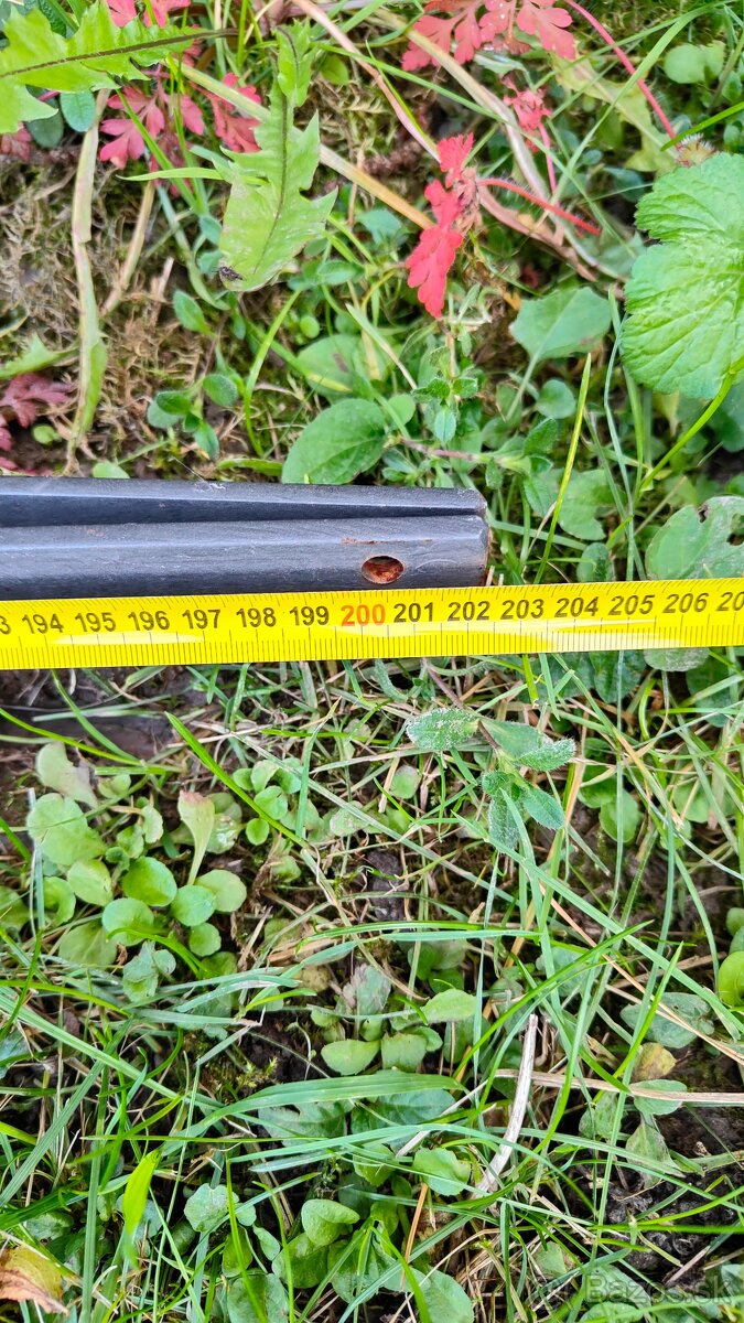 Starý kovaný plot - 2