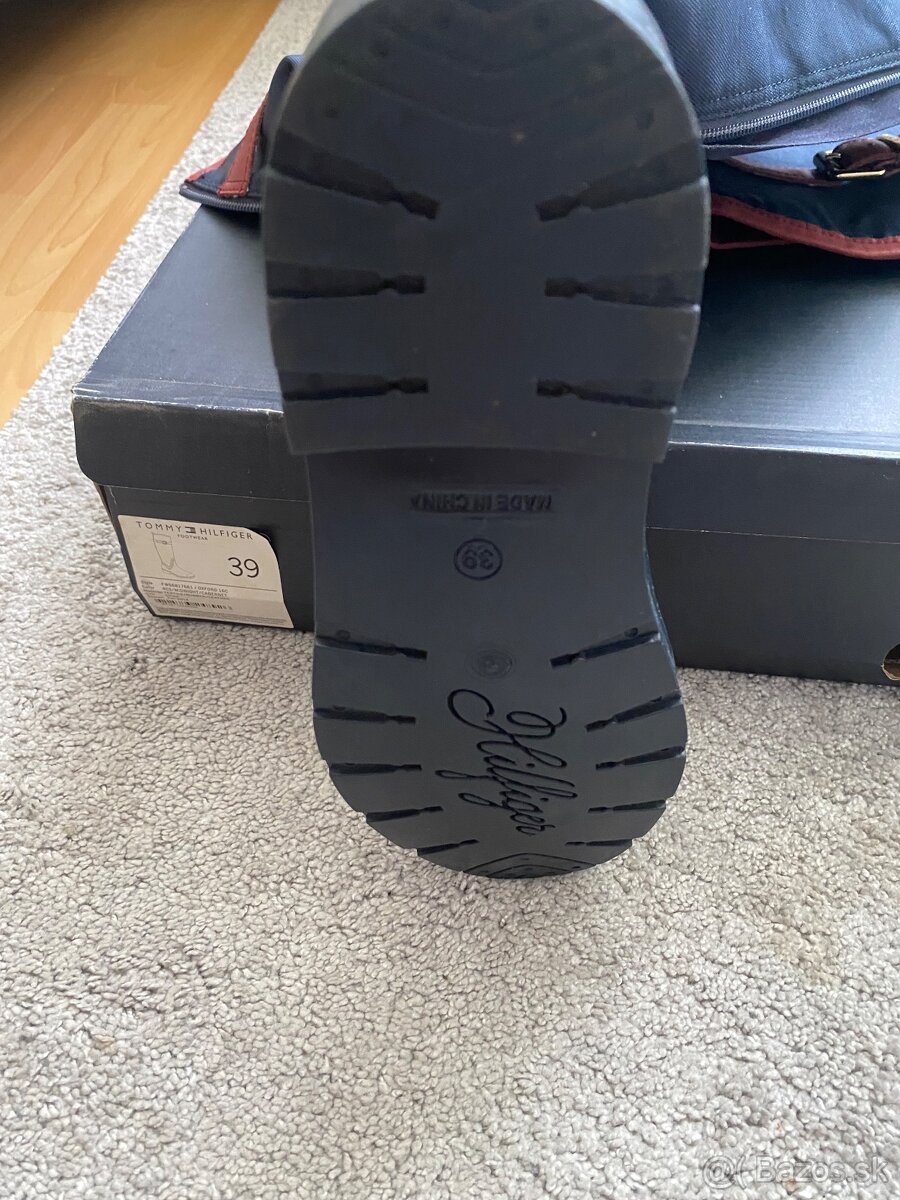 Tommy hilfiger čižmy gumaky č.39 - 2