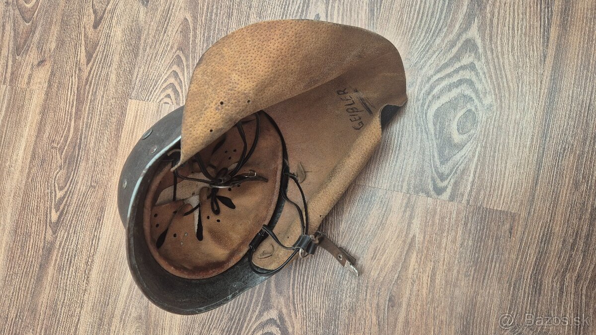 Nemecka hasicska prilba - 2