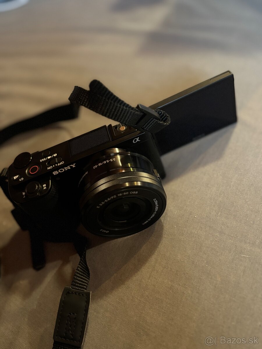 SONY Alpha ZV-E10 - 2