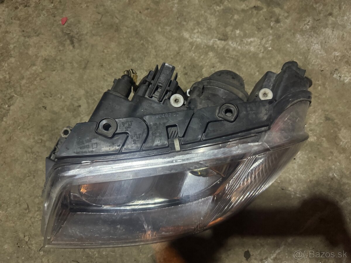 Predné lave svetlo vw passat b5,5 - 2