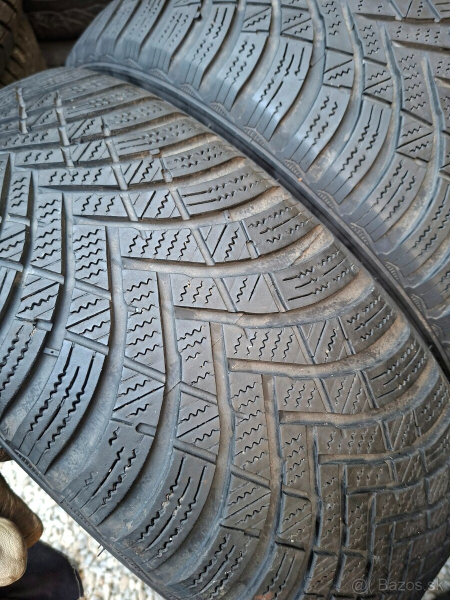 205/55R16 Dot 24 Hankook - 2