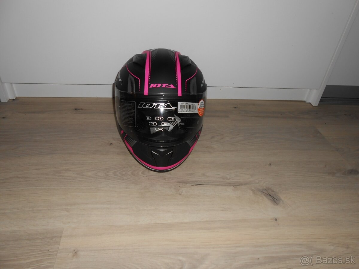 Predam krasnu novu damsku prilbu s protilsnecnou clonou - 2