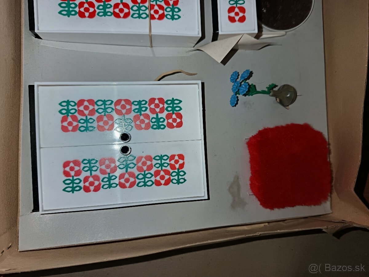 Nábytok pre bábiky. - 2