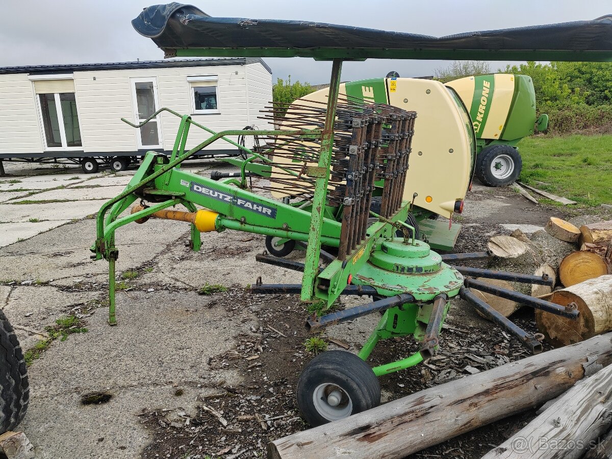 Zhrňovač sena Deutz Fahr KS 2.42 - 2