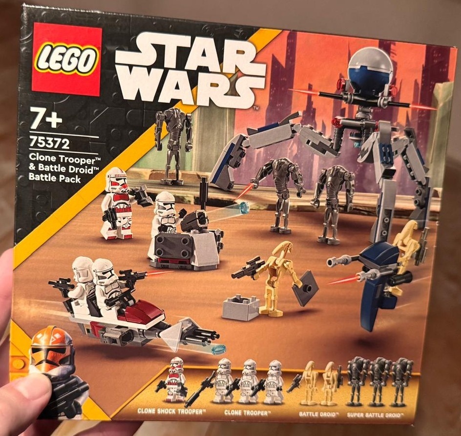 75372 - Clone Trooper and Battle Droid Battle Pack - 2