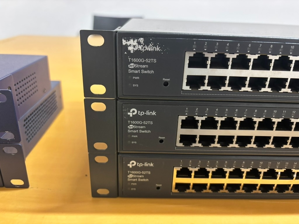 TPLink T1600G-52TS - 2