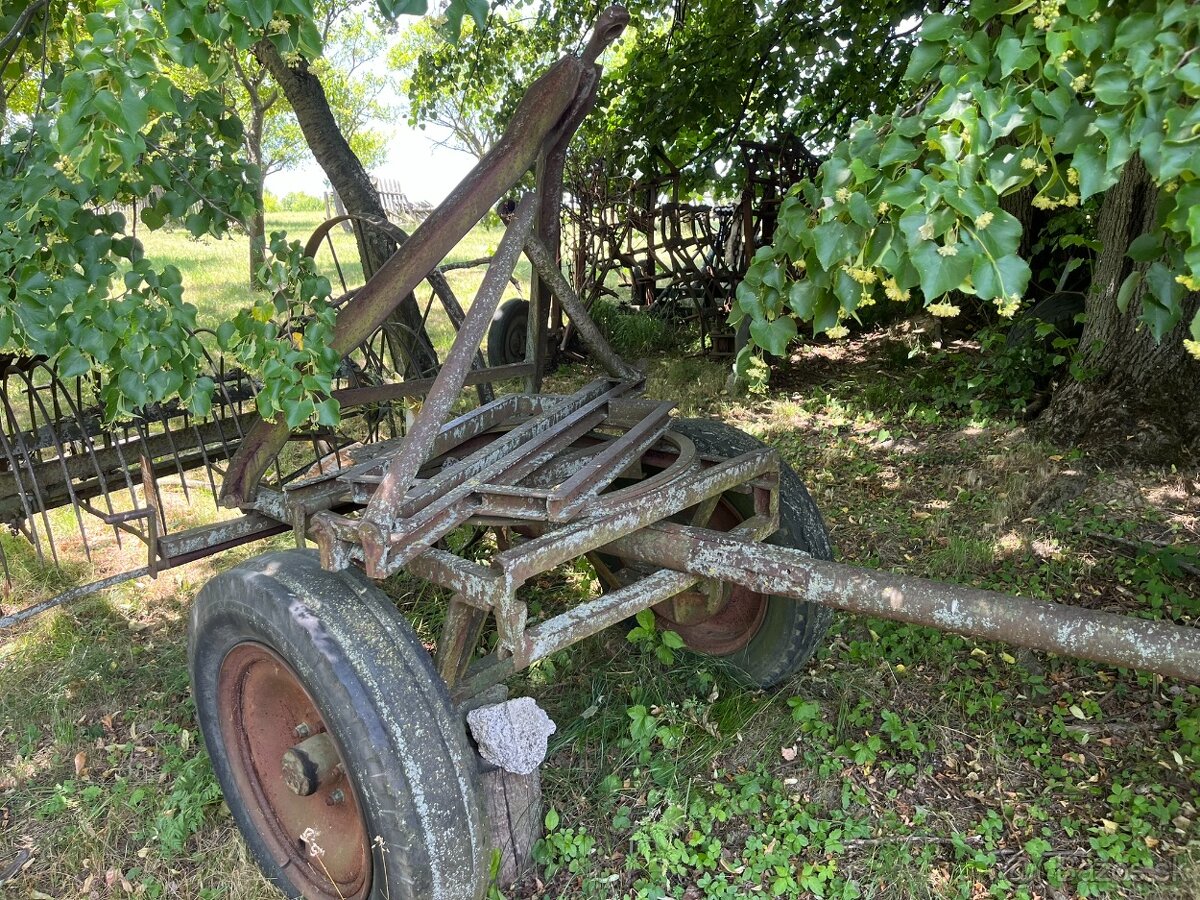 Vlecka na drevo klanicak - 2