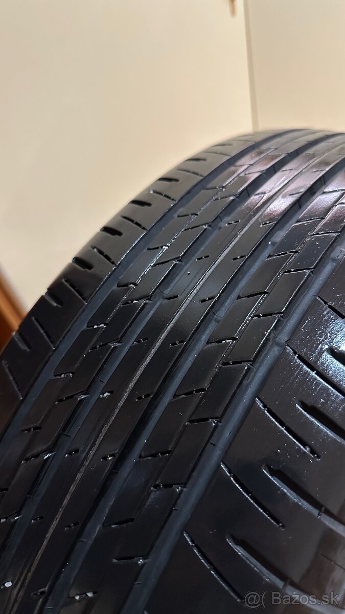 225/60 R18 100V letné - 2