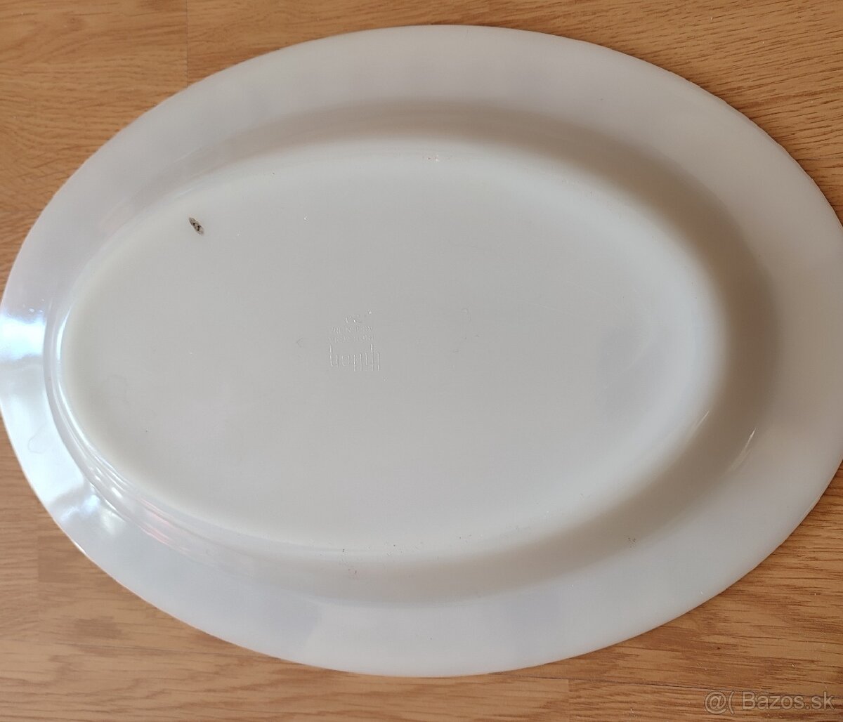 Servírovacia misa - 2