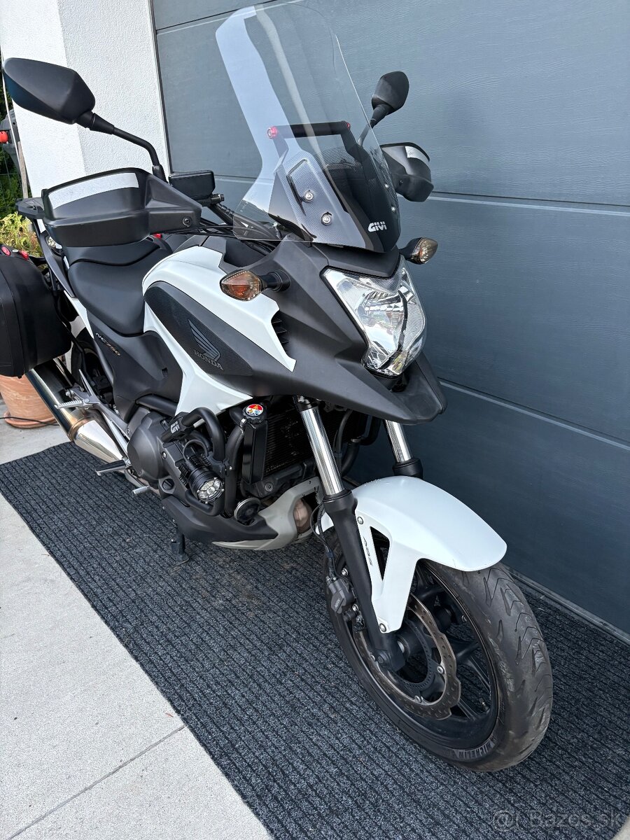 Honda NC750X DCT - 2