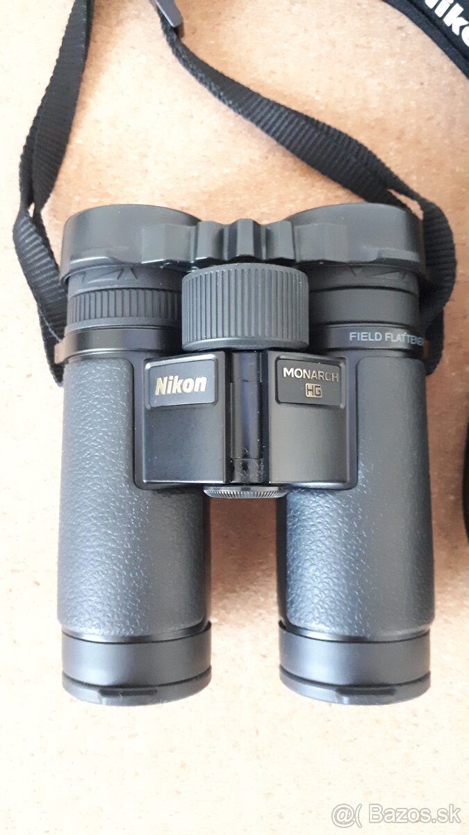 Nikon Monarch HG 8x30 - 2