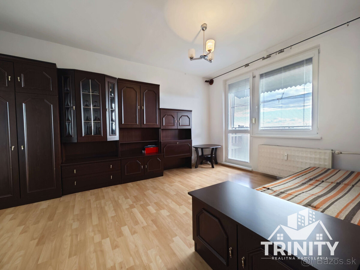 Na prenájom 1-izbový byt s balkónom v meste Šurany - 2