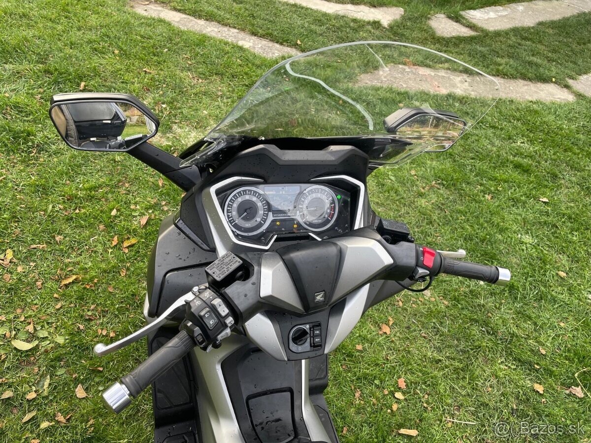 Honda Forza NSS300A r.v. 2019 - 2