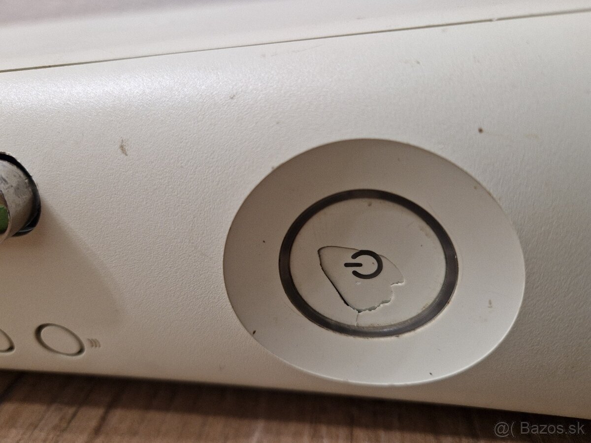 XBOX 360 FAT herná konzola na náhradné diely - 2
