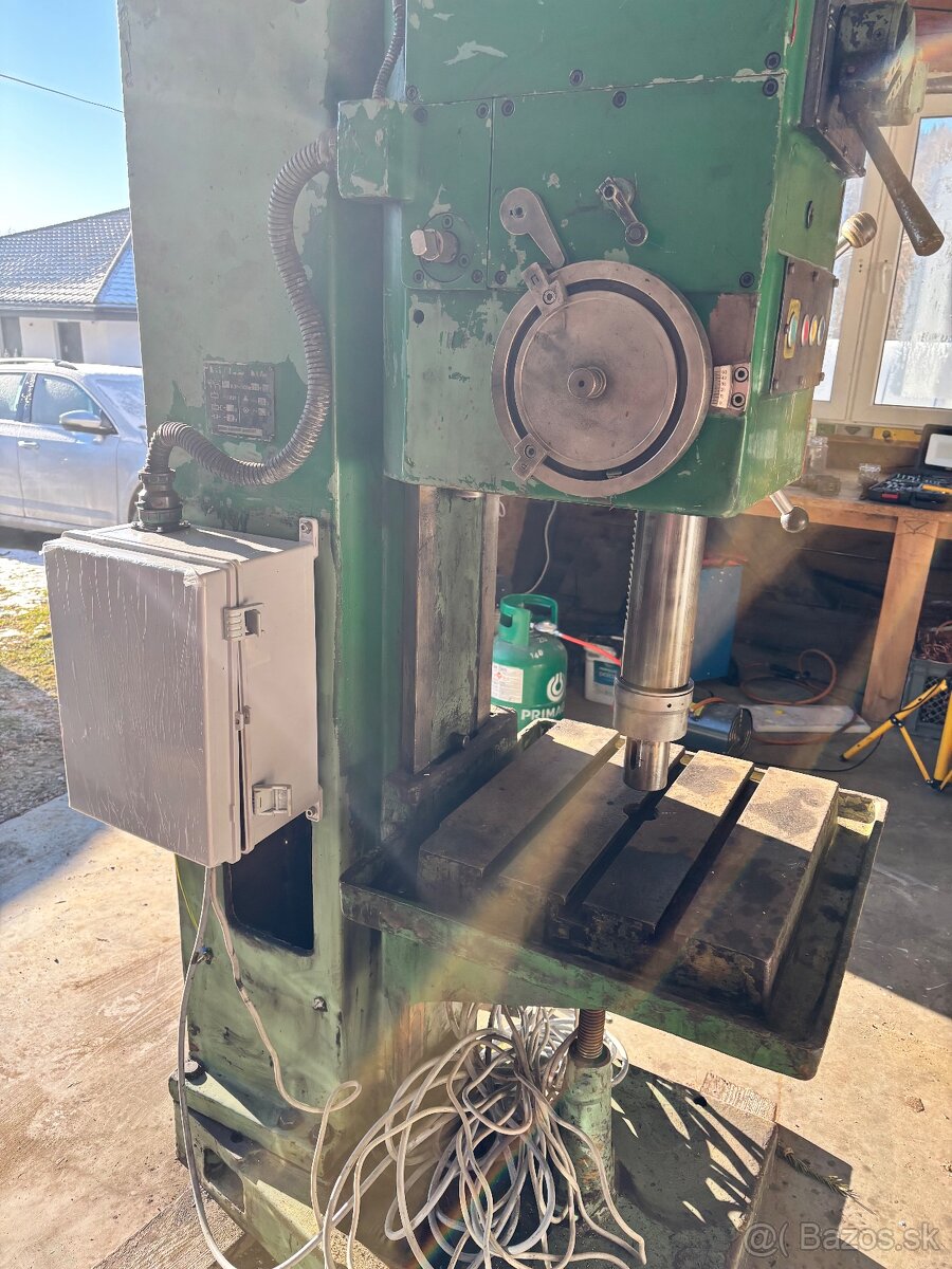 Stojanova vrtacka - 2