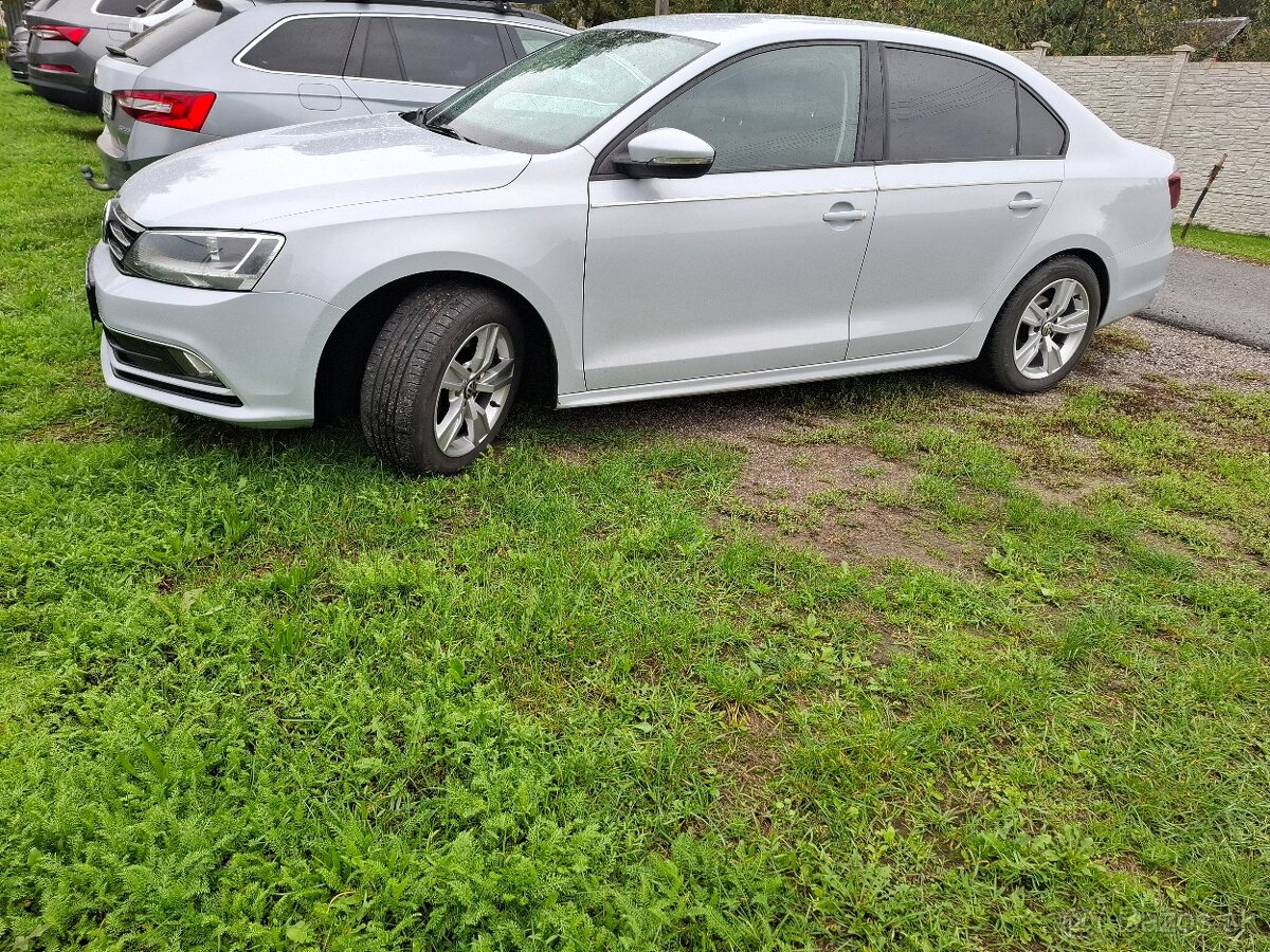 Volkswagen Jetta 1.2 tsi 16v - 2
