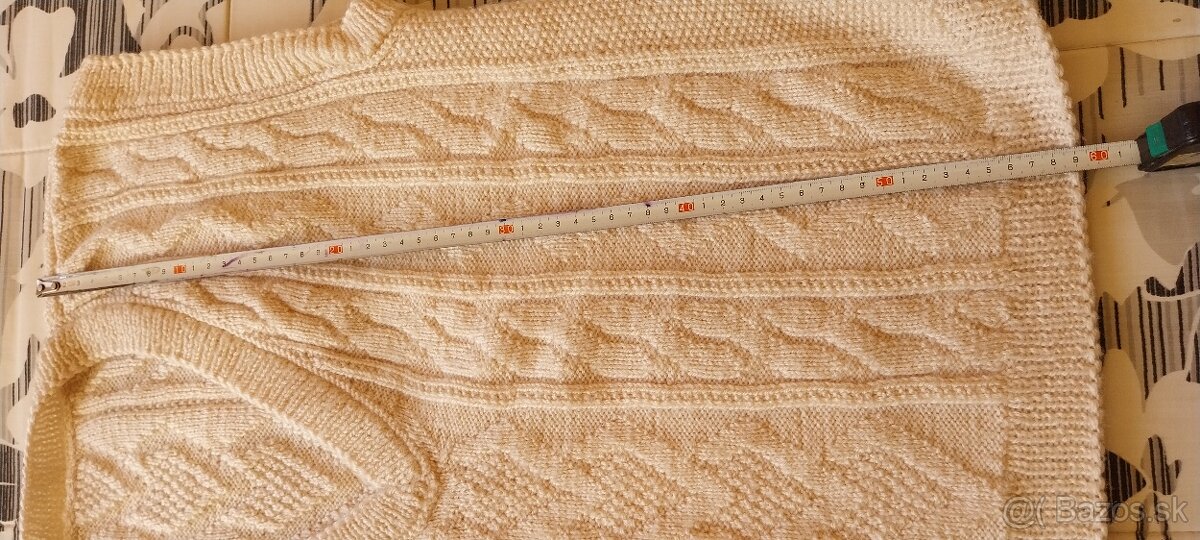 Predám štrikovnú vestu - 2