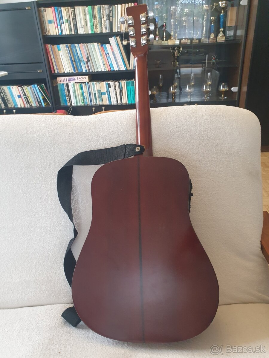 Predam elektroakusticku gitaru STAMAR - 2