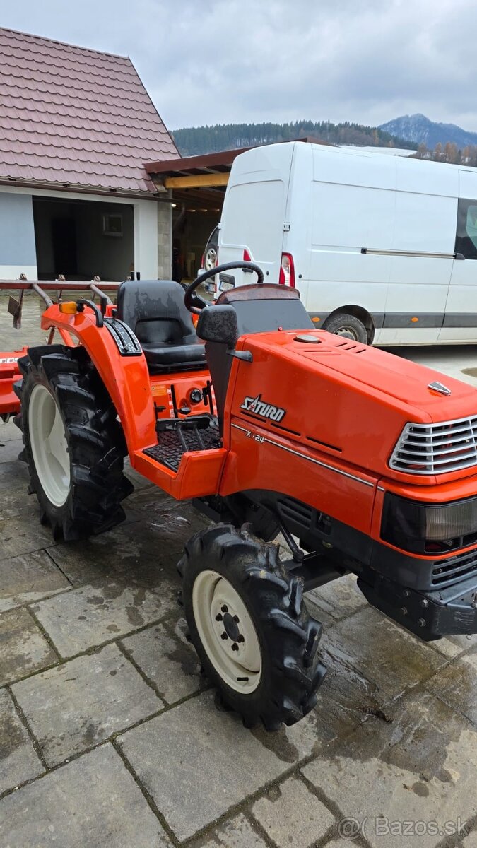 Kubota Saturn x 24 - 2