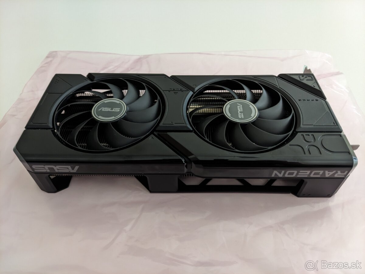 ASUS DUAL Radeon RX 7700 XT OC 12GB - 2