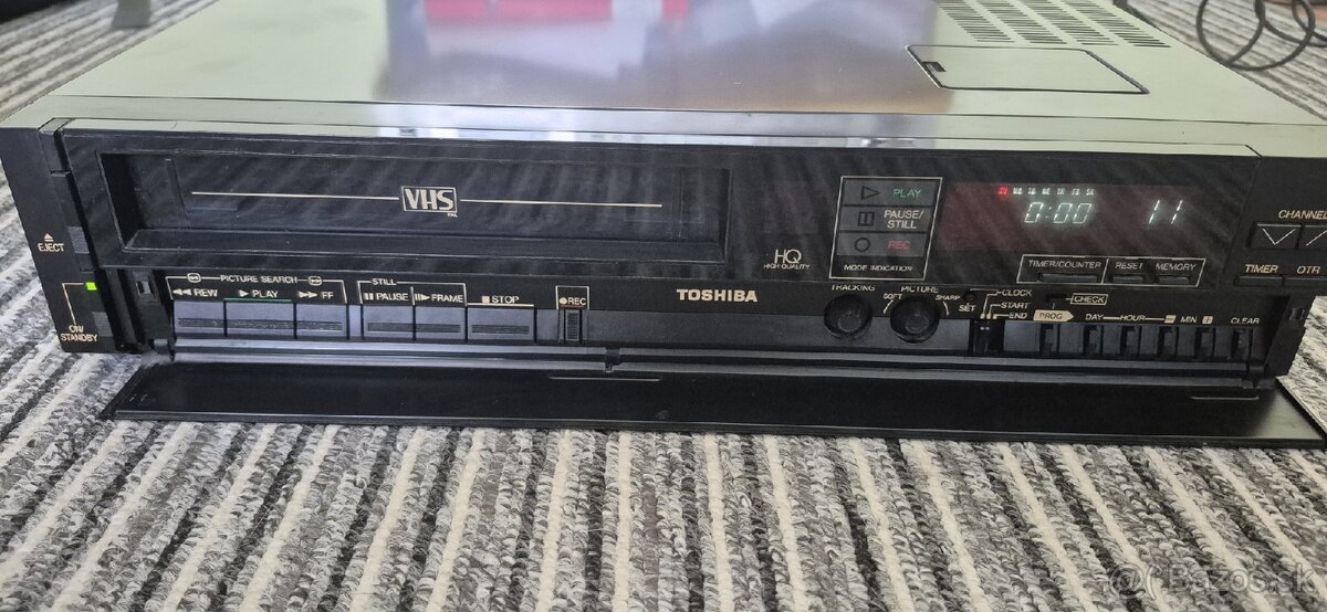 Toshiba V-83CZ VHS Rekordér - 2
