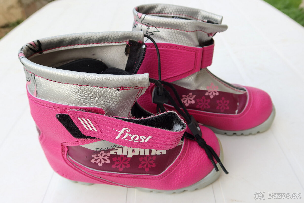 Predám detské bežkárske topánky na viazanie NNN, veľkosť 30. - 2