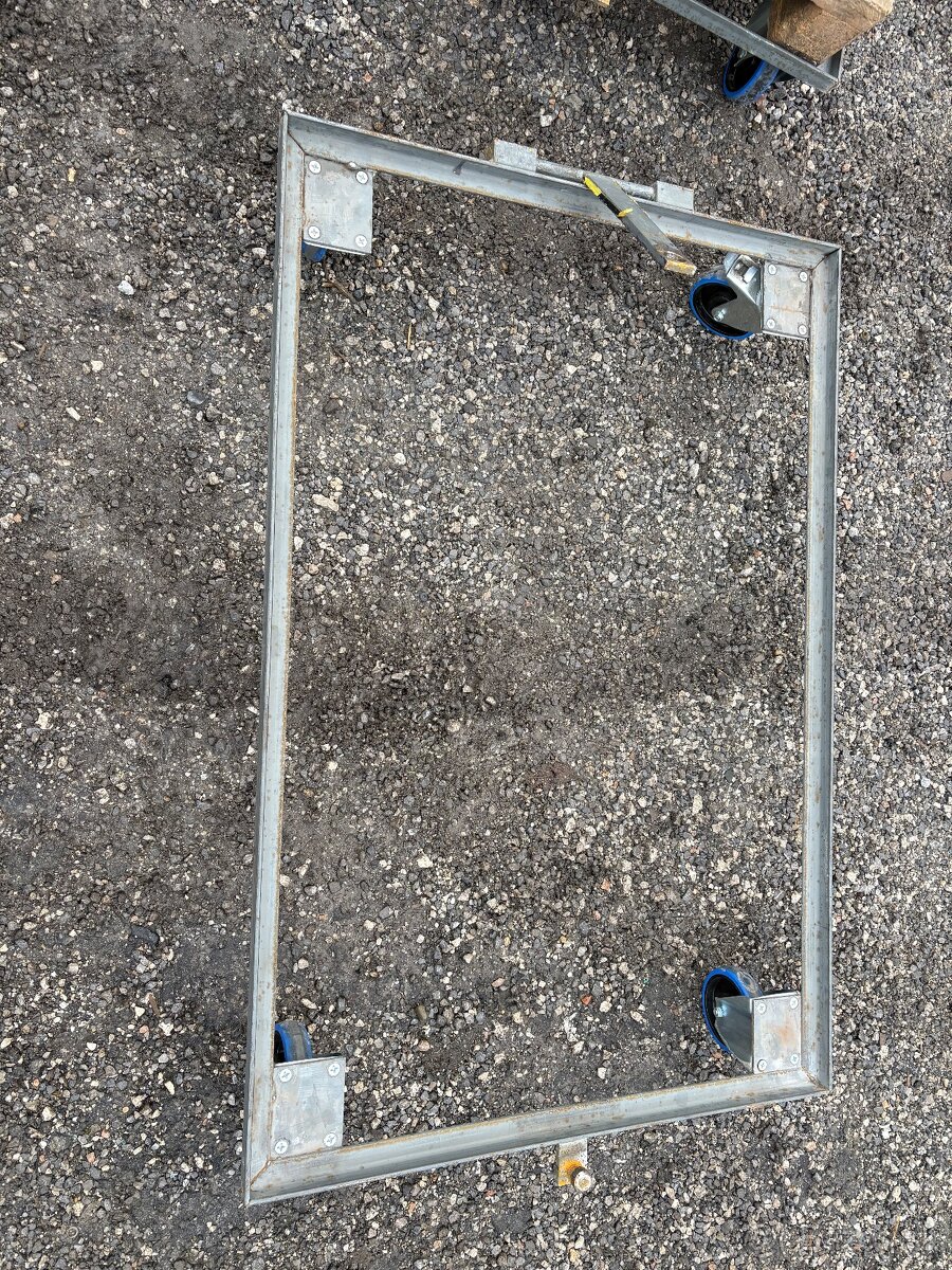 Vozik na europalety nosnost 500kg - 2