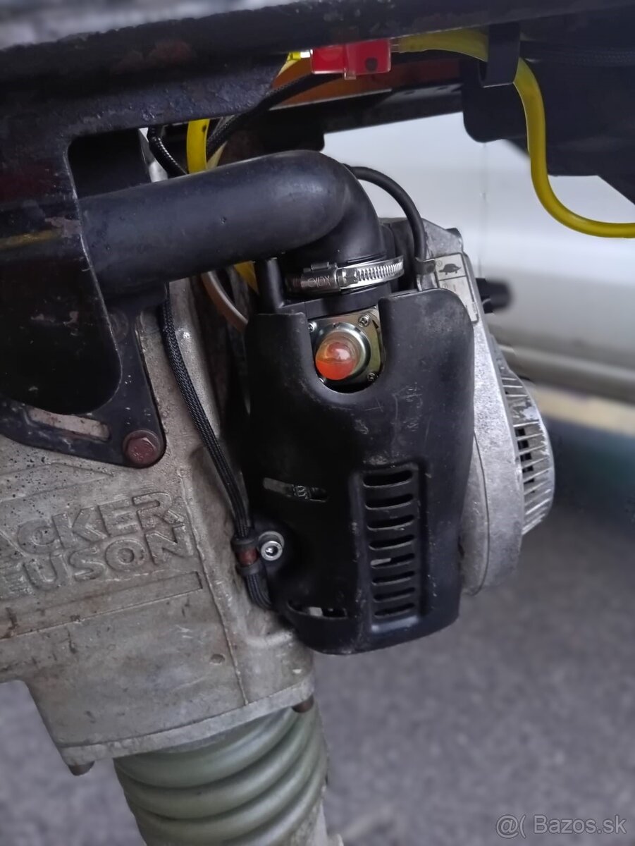 Dusadlo - žaba Wacker - 2