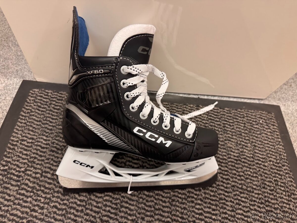 BRUSLE CCM XF60 vel 38,5/5 R - 2