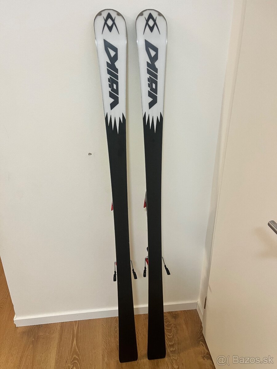 Volkl Racetiger 165 SL, radius 13,1m - 2