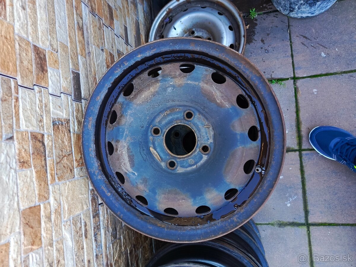 Plech.disky na nissan micra k11 - 2