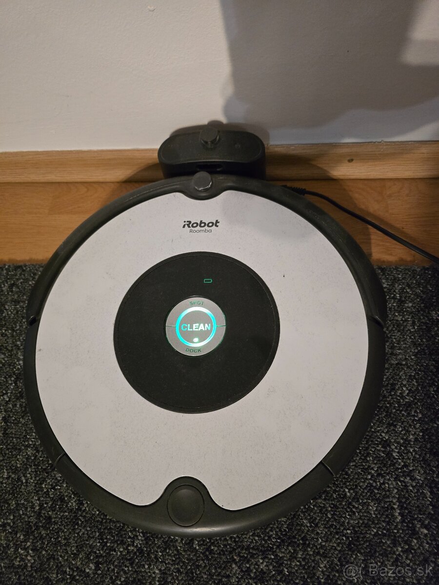 Robotický vysávač Irobot Roomba - 2