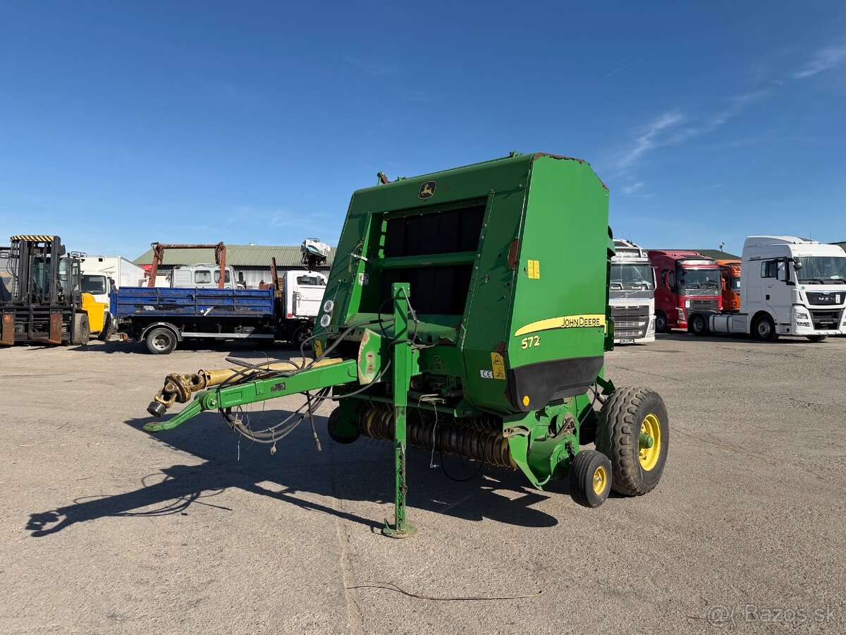 John Deere balíkovač 2008 VIN 739 - 2
