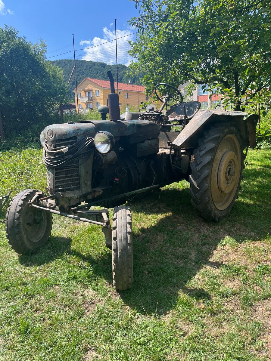 Traktor Zetor 25 K - 2